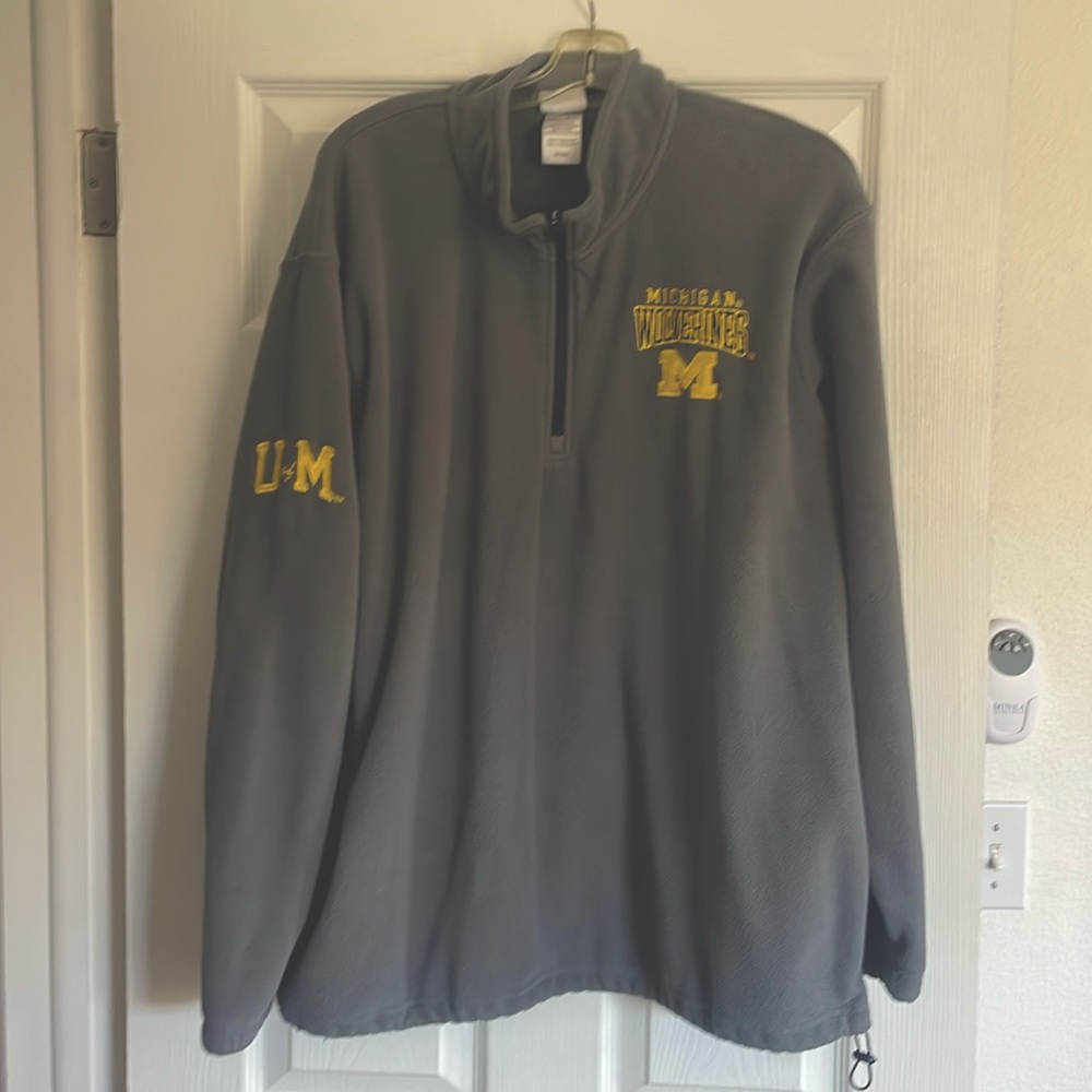 Michigan Wolverines 2XL fleece quarter zip pullover- Gray